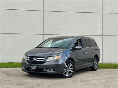 2015 Honda Odyssey Touring  Handicap Mobility BraunAbility - Photo 4 - Madison, WI 53716