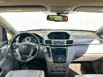 2015 Honda Odyssey Touring  Handicap Mobility BraunAbility - Photo 17 - Madison, WI 53716