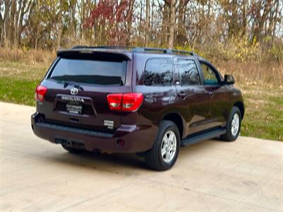 2013 Toyota Sequoia SR5   - Photo 11 - Madison, WI 53716