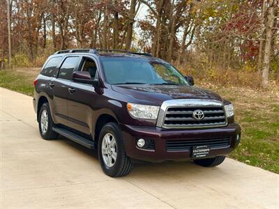 2013 Toyota Sequoia SR5   - Photo 4 - Madison, WI 53716