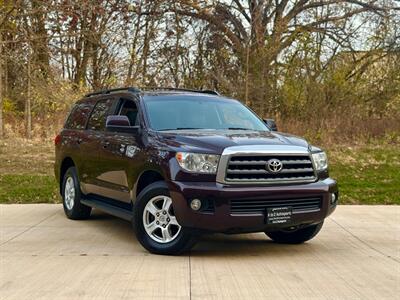 2013 Toyota Sequoia SR5   - Photo 2 - Madison, WI 53716