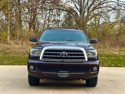 2013 Toyota Sequoia SR5   - Photo 5 - Madison, WI 53716