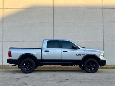 2018 RAM 1500 Outdoorsman   - Photo 7 - Madison, WI 53716