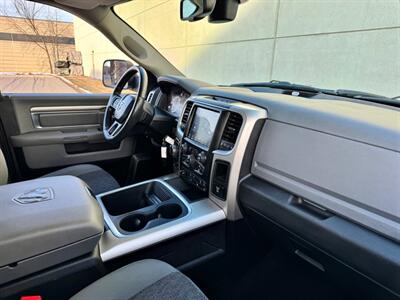 2018 RAM 1500 Outdoorsman   - Photo 17 - Madison, WI 53716