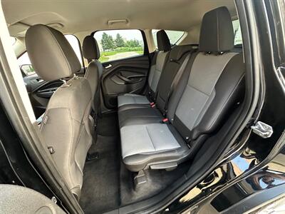 2017 Ford Escape SE   - Photo 24 - Madison, WI 53716