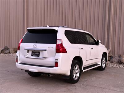 2011 Lexus GX 460 Premium   - Photo 11 - Madison, WI 53716