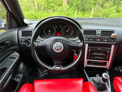 2004 Volkswagen R32   - Photo 17 - Madison, WI 53716