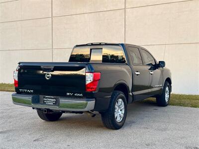 2018 Nissan Titan SV   - Photo 11 - Madison, WI 53716