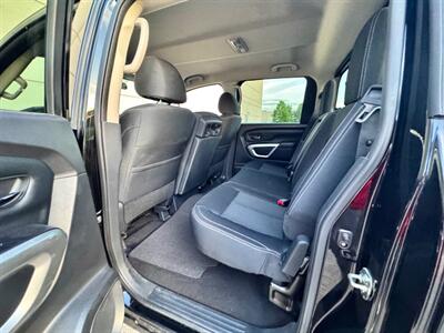 2018 Nissan Titan SV   - Photo 22 - Madison, WI 53716