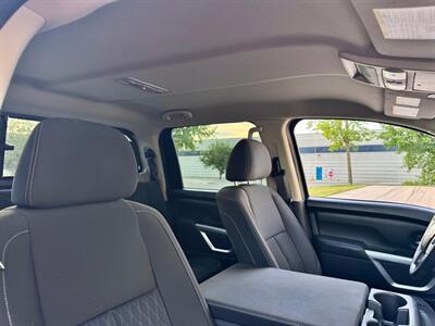 2018 Nissan Titan SV   - Photo 19 - Madison, WI 53716