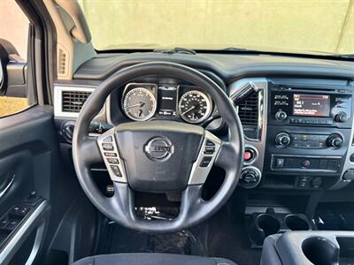 2018 Nissan Titan SV   - Photo 14 - Madison, WI 53716