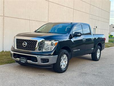 2018 Nissan Titan SV   - Photo 3 - Madison, WI 53716