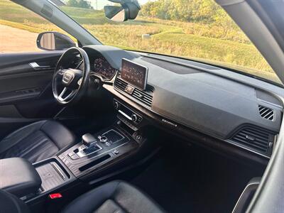 2020 Audi Q5 e quattro Premium Plus 55 TFSI   - Photo 19 - Madison, WI 53716