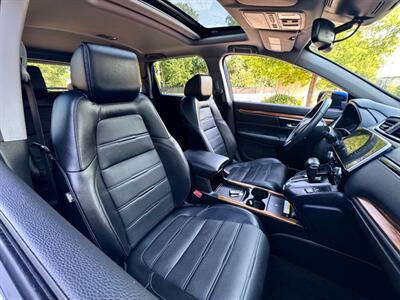 2022 Honda CR-V Touring - Photo 22 - Madison, WI 53716