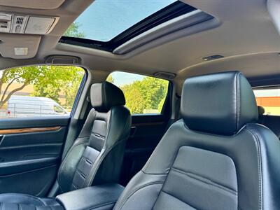 2022 Honda CR-V Touring - Photo 19 - Madison, WI 53716