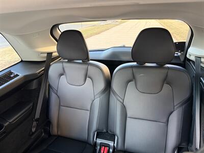 2020 Volvo XC90 T6 Momentum 6-Passenger   - Photo 16 - Madison, WI 53716