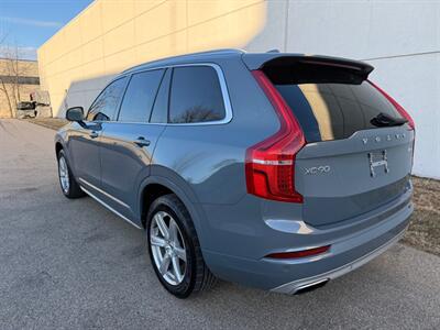 2020 Volvo XC90 T6 Momentum 6-Passenger   - Photo 6 - Madison, WI 53716