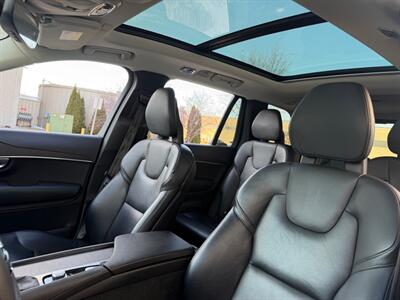 2020 Volvo XC90 T6 Momentum 6-Passenger   - Photo 22 - Madison, WI 53716