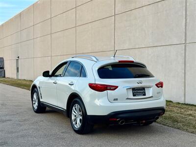 2017 INFINITI QX70 - Photo 7 - Madison, WI 53716