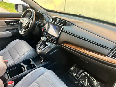 2017 Honda CR-V EX-L   - Photo 16 - Madison, WI 53716
