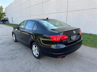 2012 Volkswagen Jetta TDI   - Photo 9 - Madison, WI 53716
