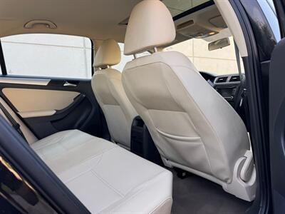 2012 Volkswagen Jetta TDI   - Photo 12 - Madison, WI 53716