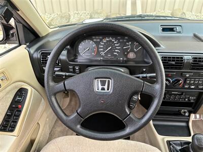 1991 Honda Accord EX   - Photo 15 - Madison, WI 53716