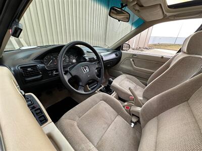 1991 Honda Accord EX   - Photo 16 - Madison, WI 53716