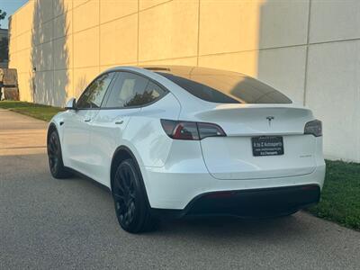 2021 Tesla Model Y Long Range - Photo 8 - Madison, WI 53716