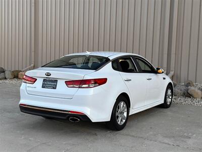 2018 Kia Optima LX   - Photo 11 - Madison, WI 53716