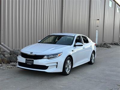 2018 Kia Optima LX   - Photo 3 - Madison, WI 53716