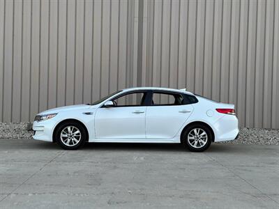 2018 Kia Optima LX   - Photo 6 - Madison, WI 53716