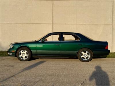 2000 Lexus LS 400 - Photo 6 - Madison, WI 53716