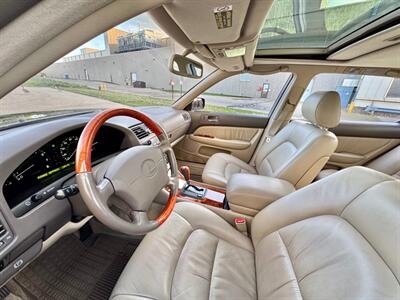 2000 Lexus LS 400 - Photo 16 - Madison, WI 53716