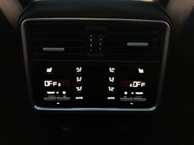 2019 Porsche Cayenne S - Photo 29 - Madison, WI 53716