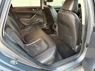 2014 Volkswagen Passat 2.0L TDI SEL Premium - Photo 12 - Madison, WI 53716