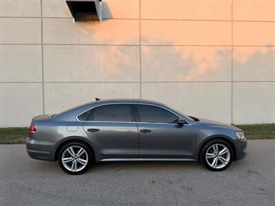 2014 Volkswagen Passat 2.0L TDI SEL Premium - Photo 9 - Madison, WI 53716