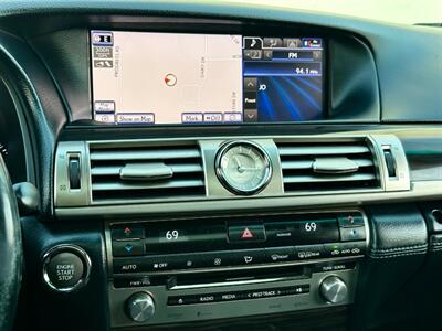 2014 Lexus LS 460   - Photo 25 - Madison, WI 53716