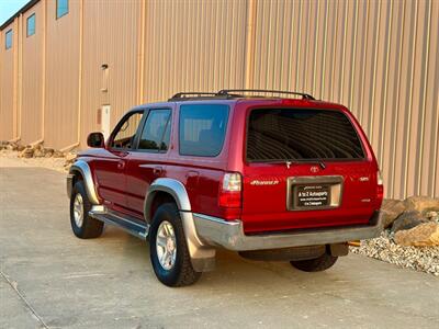 2001 Toyota 4Runner SR5   - Photo 8 - Madison, WI 53716