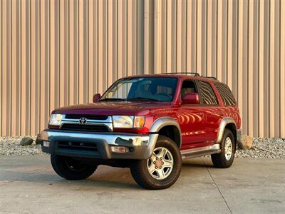 2001 Toyota 4Runner SR5   - Photo 1 - Madison, WI 53716