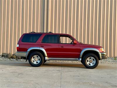 2001 Toyota 4Runner SR5   - Photo 7 - Madison, WI 53716