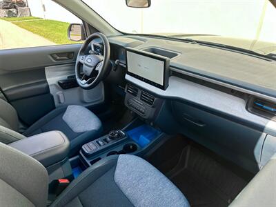 2025 Ford Maverick XLT   - Photo 17 - Madison, WI 53716
