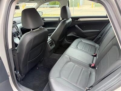 2013 Volkswagen Passat TDI SE   - Photo 15 - Madison, WI 53716
