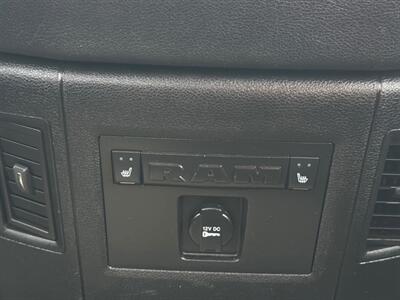 2013 RAM 1500 Laramie Limited - Photo 31 - Madison, WI 53716