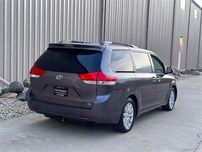 2014 Toyota Sienna XLE 7-Passenger   - Photo 9 - Madison, WI 53716