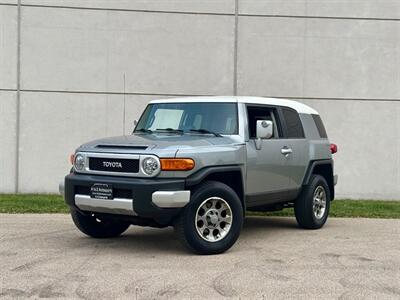 2012 Toyota FJ Cruiser   - Photo 1 - Madison, WI 53716