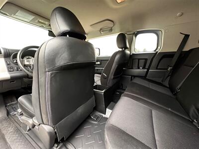 2012 Toyota FJ Cruiser   - Photo 23 - Madison, WI 53716