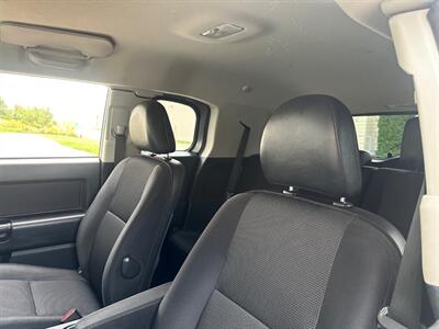 2012 Toyota FJ Cruiser   - Photo 19 - Madison, WI 53716