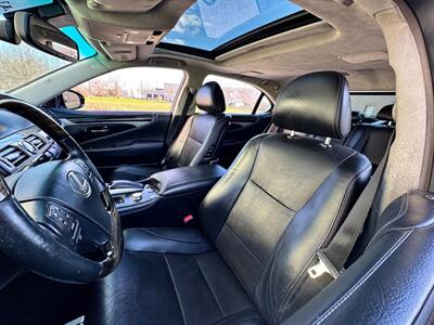 2013 Lexus LS 460 L   - Photo 23 - Madison, WI 53716