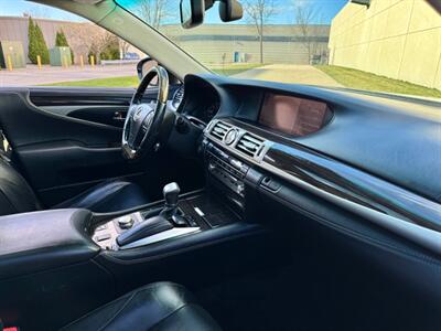 2013 Lexus LS 460 L   - Photo 20 - Madison, WI 53716